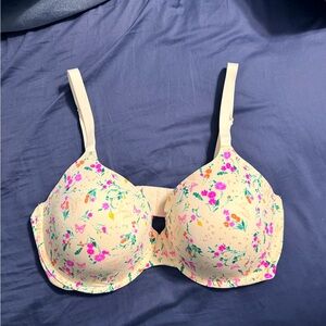 PINK Victoria's Secret Cream Floral Bra